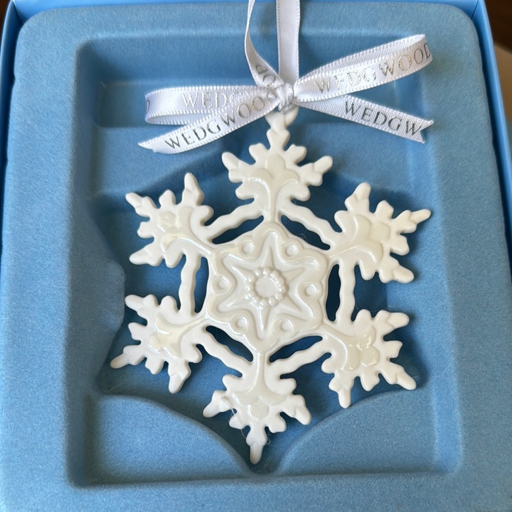 Wedgwood White Snowflake Ornament Jasperwear